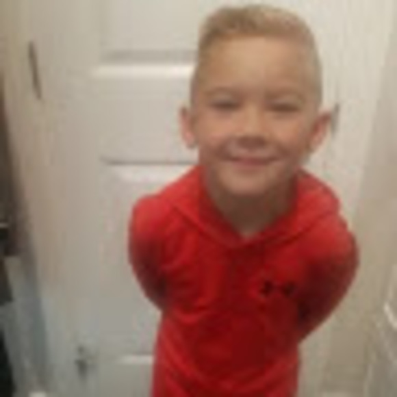 Meet your Posher, Amber - Picture 1 of 1